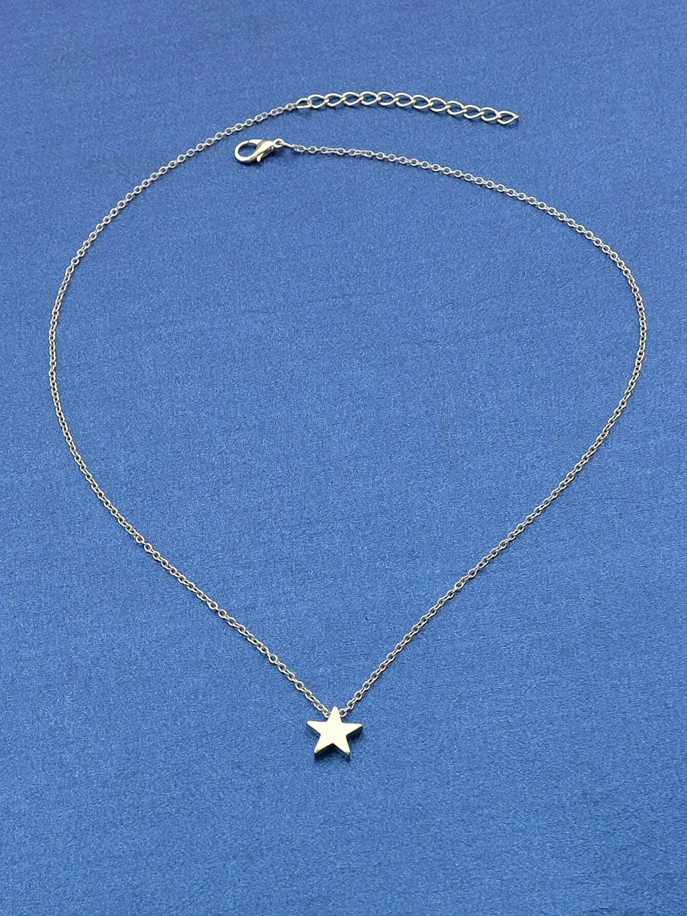 Minimalist Style Silver Chain Star Pendant Necklace Wholesale Price
