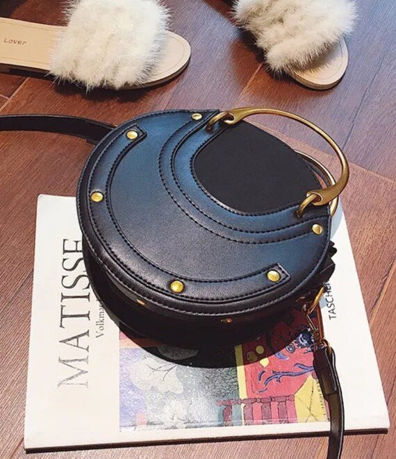 Classy Circle Crossbody